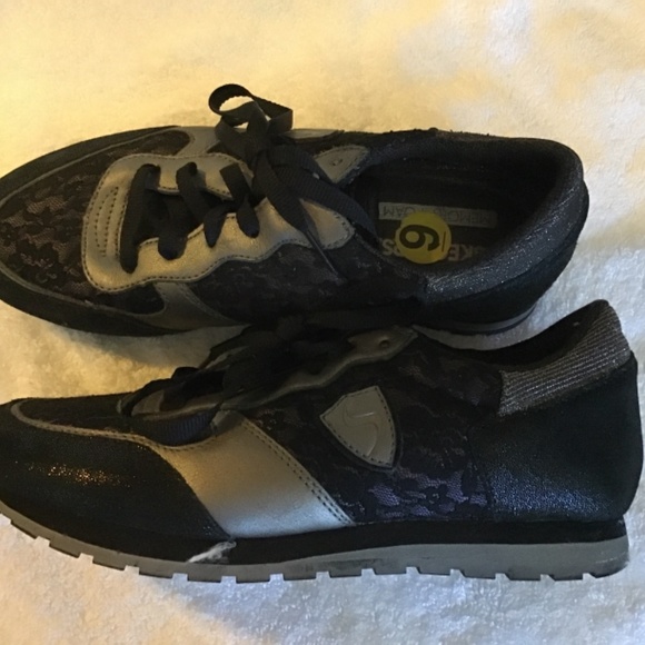 Skechers black, glittery athletic shoes size 9 - Picture 3 of 4